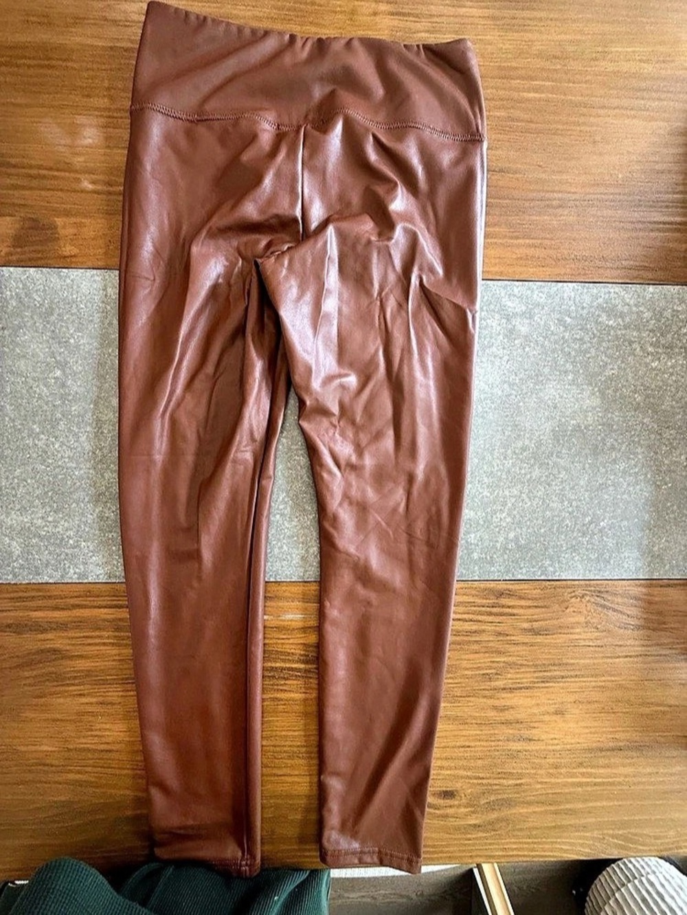 AGATE LIELE Brown Faux Leather Leggings Size Medium